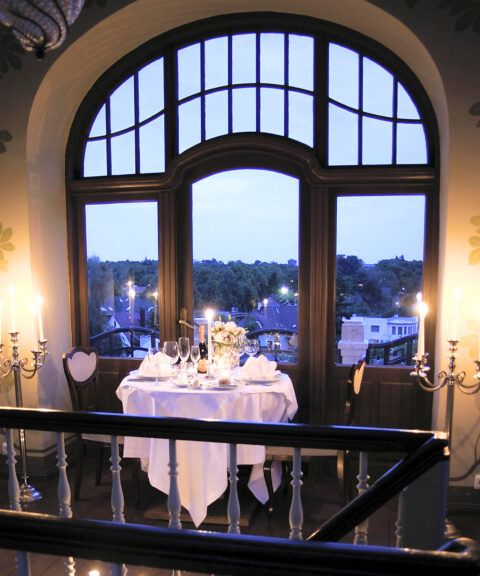 Sunset dinner for two in the Ammende castle tower