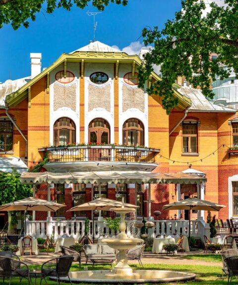 Villa Ammende experience gift card